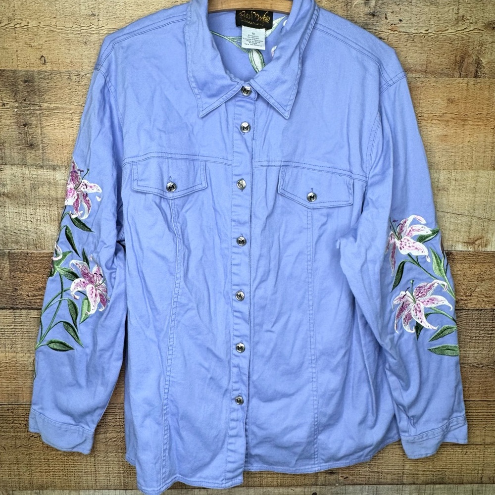 Bob Mackie Light Purple Floral Embroidered Shirt